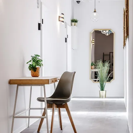 Πανσιόν Midtown